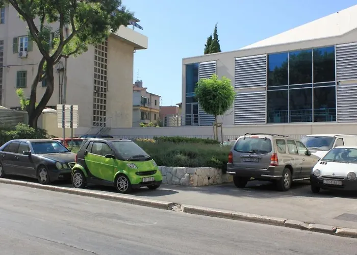 Apartamento With Wifi - 7907 *